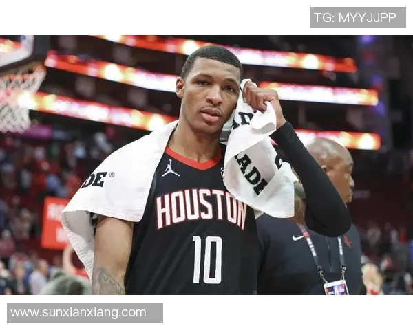 小贾巴里史密斯:新星崛起的篮球天才与未来潜力分析 小贾巴里史密斯:新星崛起的篮球天才与未来潜力分析